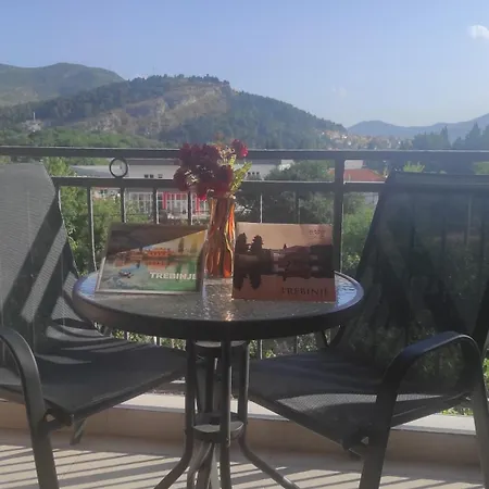 Leonida 1 特雷比涅